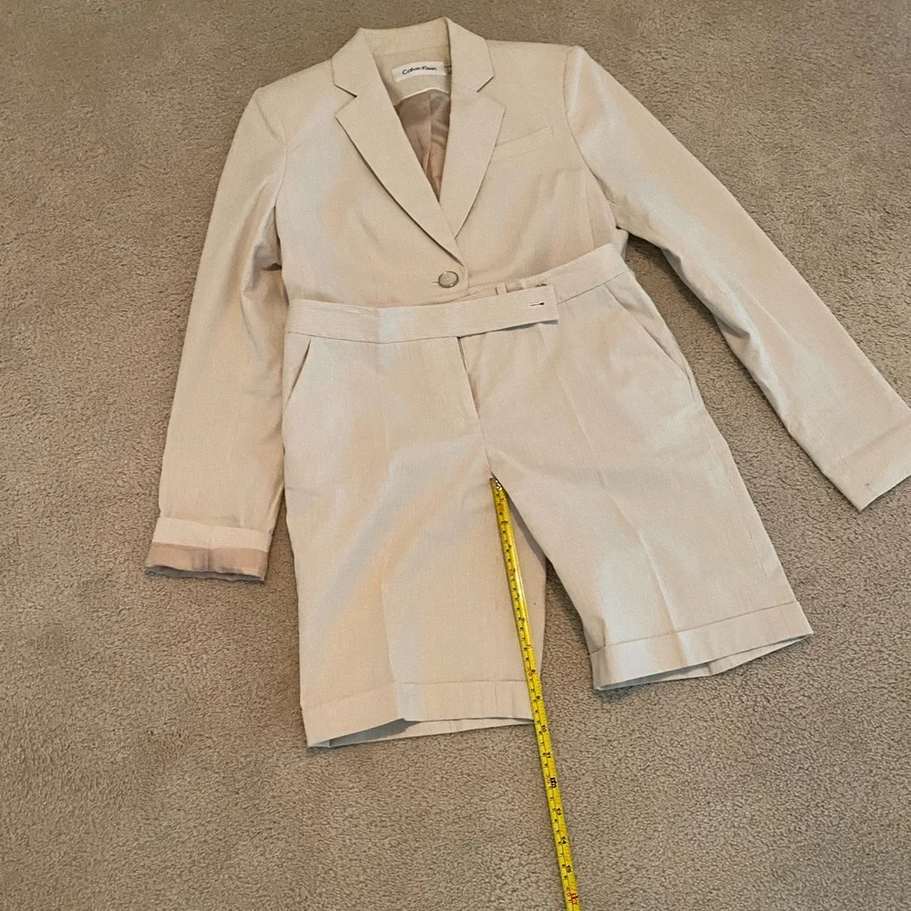 Calvin Klein Chic Beige Blazer and Short Set - Picture 14 of 14